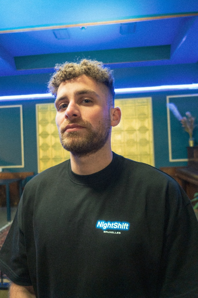 T-SHIRT NÉON